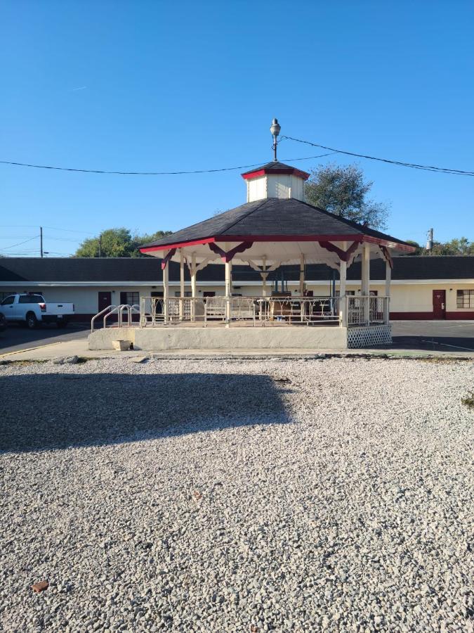 Etown Motel Elizabethtown Extérieur photo
